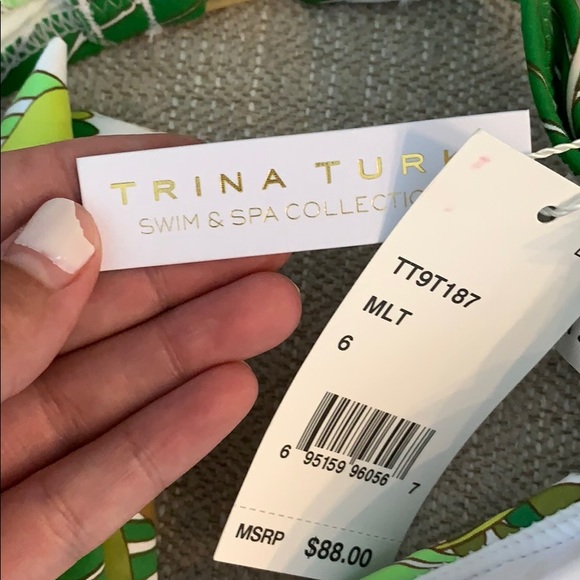 NWT Trina Turk It's Bananas Twist Front Bikini Top - Picture 11 of 12